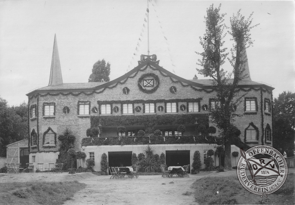 1925 das neue Bootshaus Einweihnung